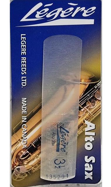 Légère Classic Alto Saxophone Reed Strength 3 1/2 (In Old Packaging)